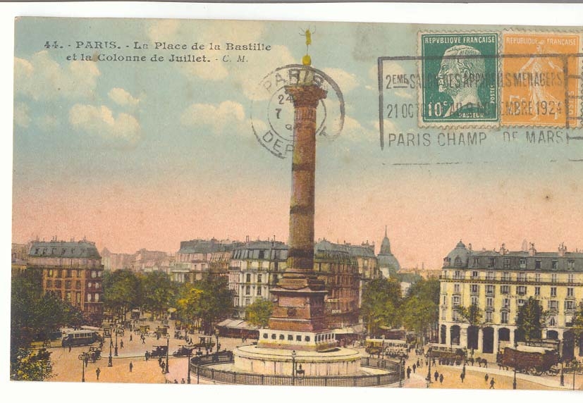 Paris (10eme) CPA La place de la Bastille et la colonne de Juillet