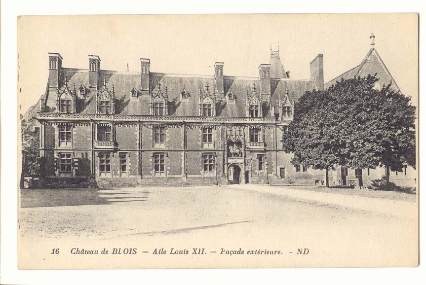 Blois CPA Le chateau Aile Louis XII Facade exterieure