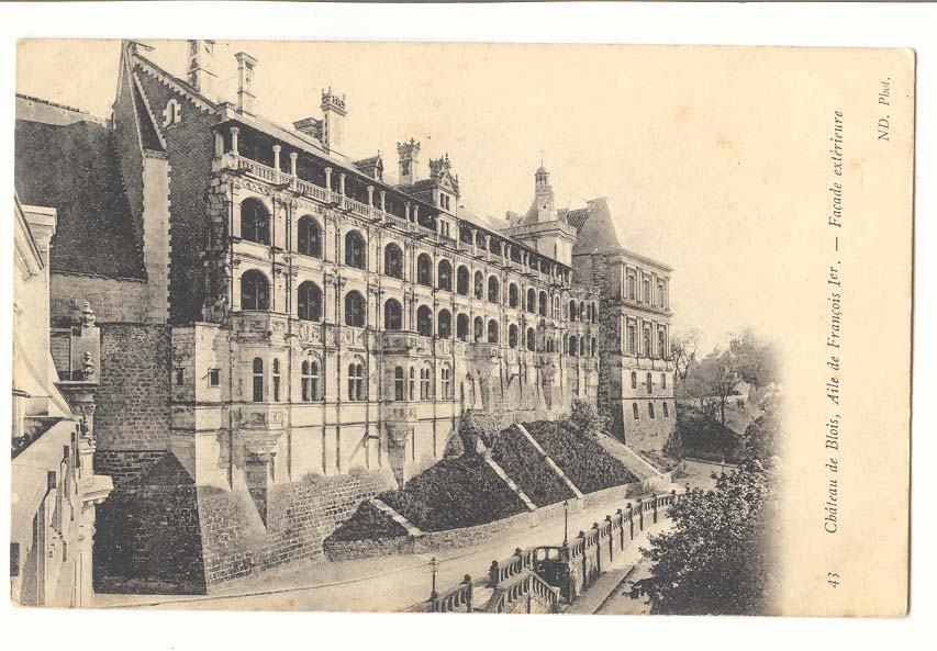 Blois CPA Le chateau Aile de Francois 1er Facade exterieure