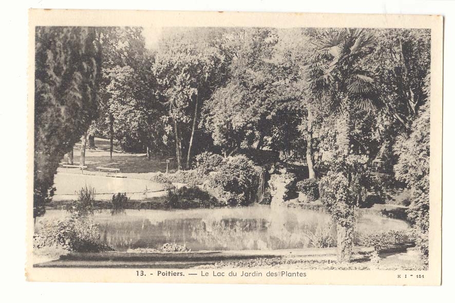 Poitiers CPA Le lac du jardin des plantes