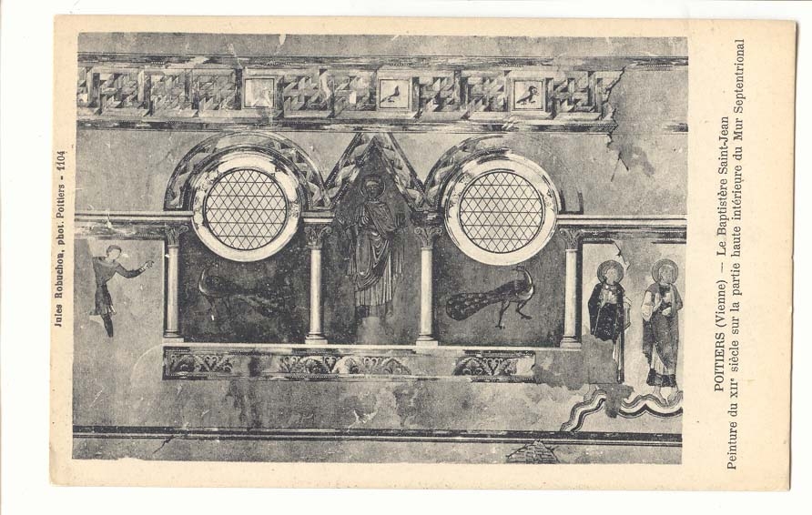Poitiers CPA Le Baptistere Saint Jean Peinture du 12eme sur la partie haute interieure du mur septentrional