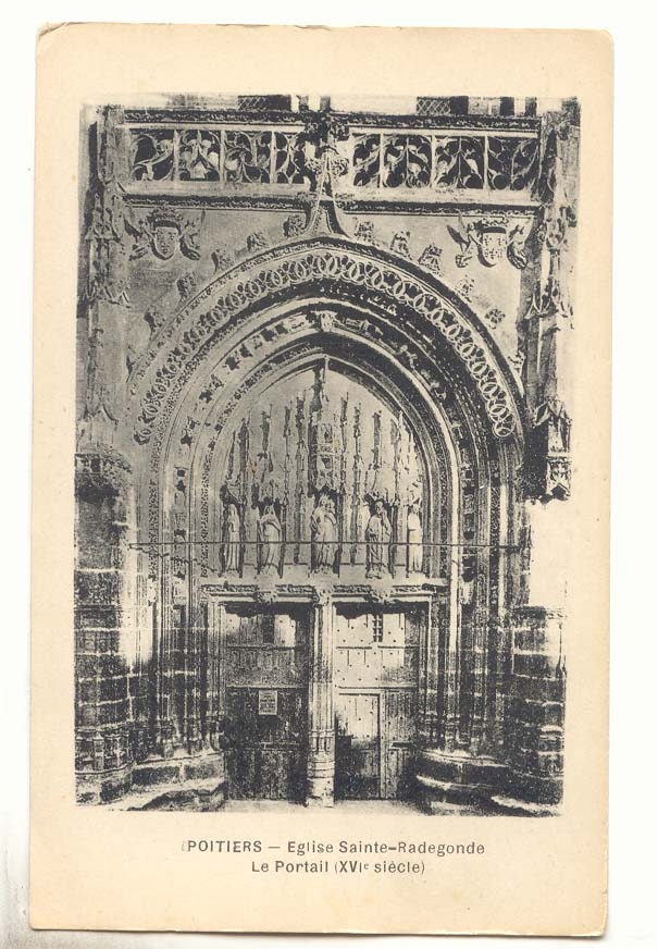 Poitiers CPA Eglise Sainte Radegonde Le portail (15eme)