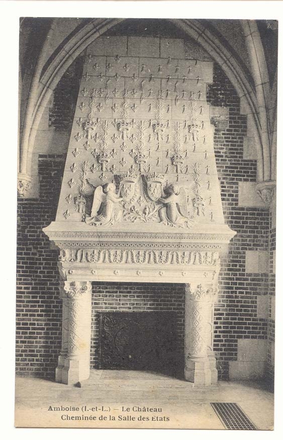Amboise CPA Le chateau Cheminee de la salle des Etats