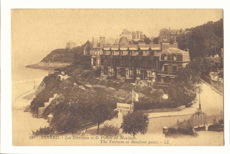Dinard CPA Les terrasses et la pointe du Moulinet
