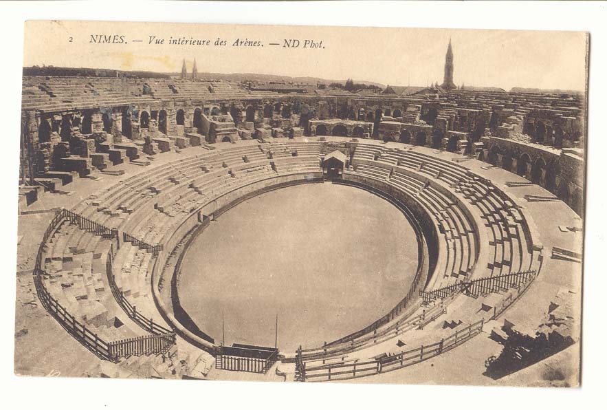 Nimes CPA Vue interieure des arenes