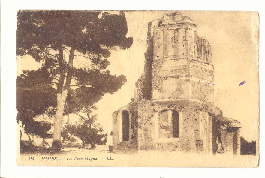 Nimes CPA La Tour Magne