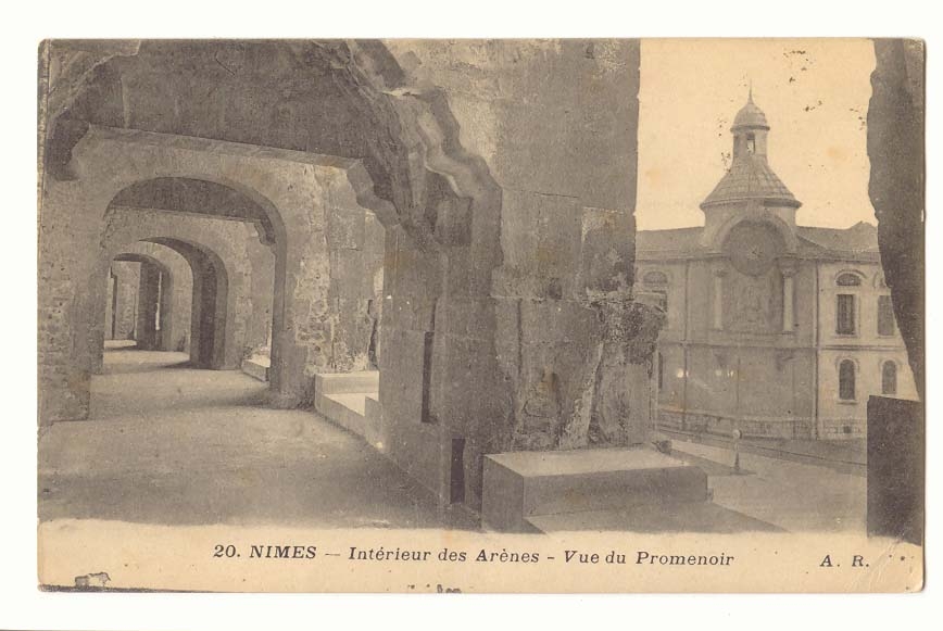 Nimes CPA Interieur des arenes Vue du promenoir