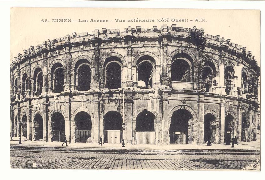 Nimes CPA Les arenes vue exterieure