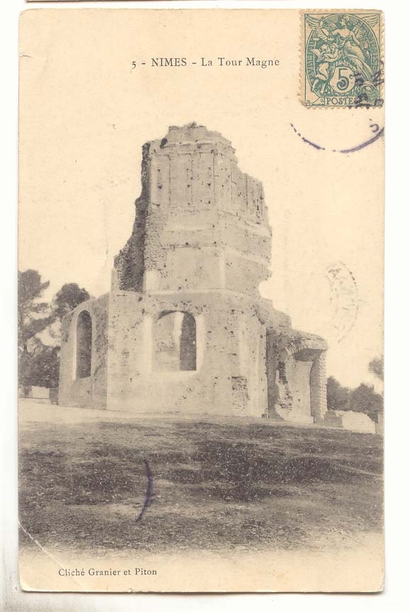 Nimes CPA Tour Magne