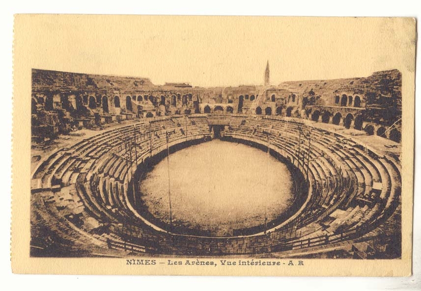 Nimes CPA Les arenes vue interieure