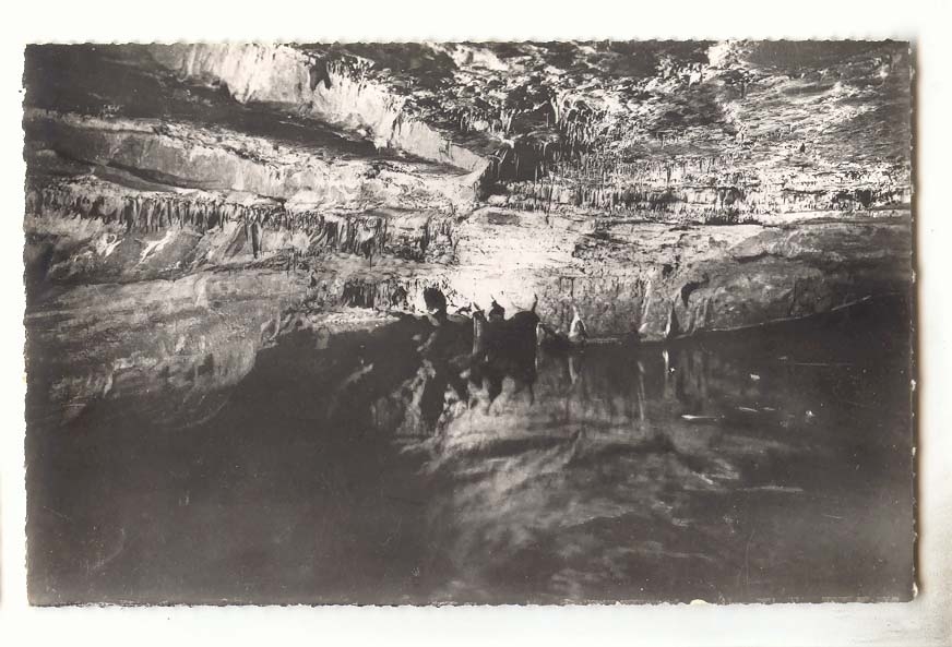 Les grottes d'Arcy sur Cure CPA Le lac