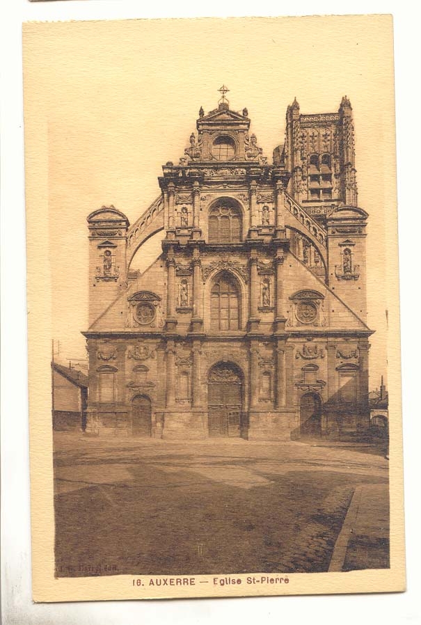 Auxerre CPA Eglise St Pierre