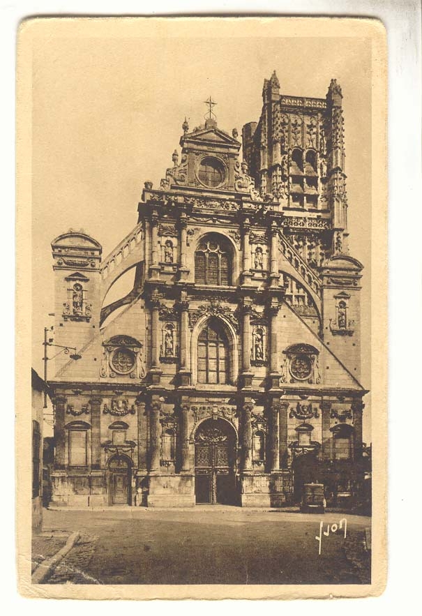 Auxerre CPA L'eglise Saint Pierre