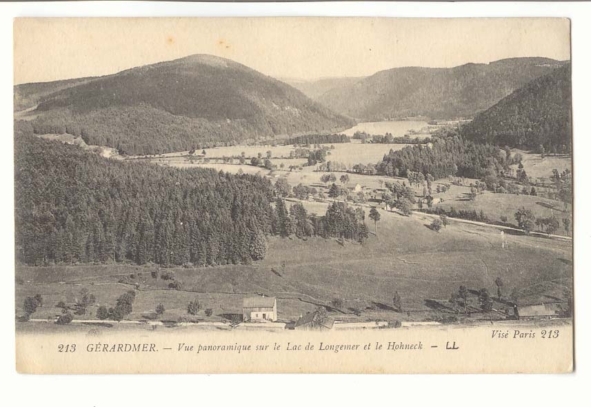 Gerardmer CPA Vue panoramique sur le lac de Longemer et le Hohneck