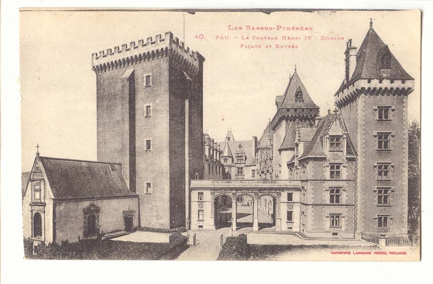 Pau CPA Le chateau Henri IV Donjon Facade et entree