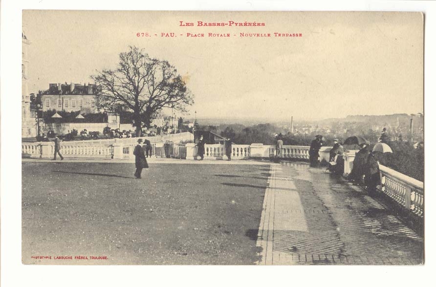 Pau CPA Place royale Nouvelle terrasse