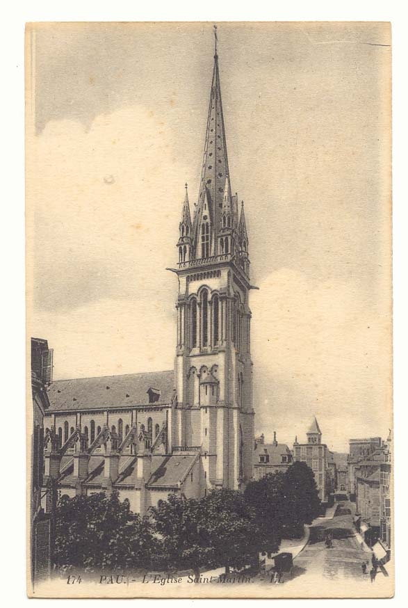 Pau CPA l'eglise Saint Martin