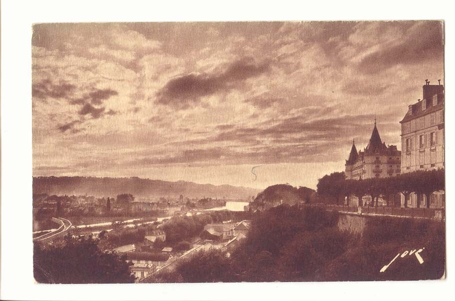 Pau CPA La vallee du Gave et les coteaux de Jurancon vus du boulevard des Pyrenees