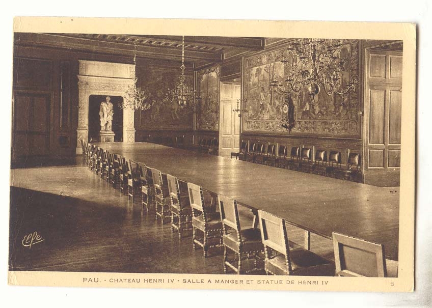 Pau CPA Chateau Henri IV Salle a manger et statue de Henri IV
