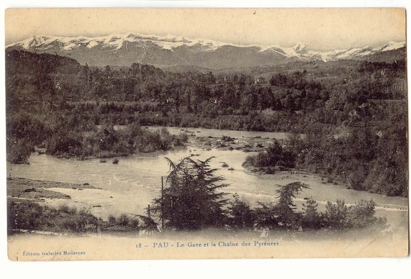 Pau CPA Le Gave et la chaine des Pyrenees