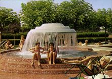CPA Vichy Allier La Fontaine de la Piscine du Sporting 