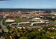 CPA Vichy Allier Vue aerienne sur le lycee de Presles 