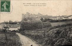 CPA Naves Les ruines du Chateau Ancienne residense de Jacques Coeur 