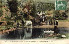 CPA Environs de Vichy Route des Malavaux Passage d'un Gue 