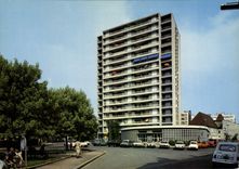 CPA Cusset Allier La Poste et la Resicence Le Florian 