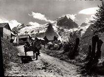 CPA En Dauphine La Grave en Oisans Au Chazelet face a la Meije 