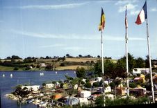 CPA Lac de Pareloup Aveyron Camping Le Reve du Pecheur Notre Dame d'Aures 