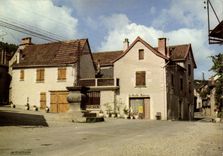 CPA Monteils Aveyron La Vieille Auberge de Monteils 