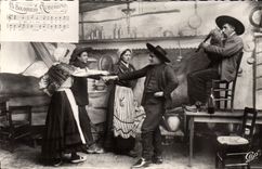 CPA Types d'Auvergne La Bourree 