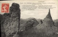 CPA L'Auvergne Cantal Thiezac Chaos de Casteltinet l'Aiguille et le Pain de Sucre Au fond le Puy Gri