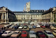 CPSM DIJON palais voitures
