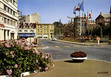 CPSM SAINT-BRIEUC place Duguesclin