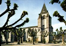 CPSM LE GRAND BOURG église