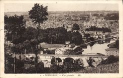 CPA PERIGUEUX vue générale