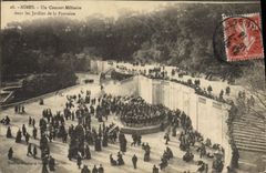 CPA Nimes Un Concert Militaire Dans Les Jardins