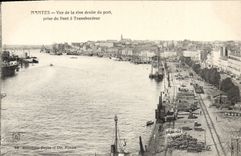 CPA Nantes Vue de la rive droite du port prise du pont à Transbordeur