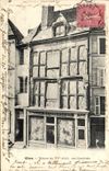CPA Gien Maison Rue Gambetta patisserie A Rivaud