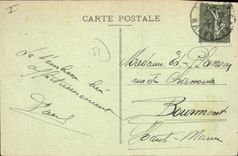 CPA Epernay Hôtel de ville Et Le Monument Aux Morts