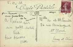 CPA Nevers La Rue Et La Porte De Paris