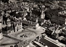 CPSM Nevers Vue Aerienne Sur La Place caisse d'épargne