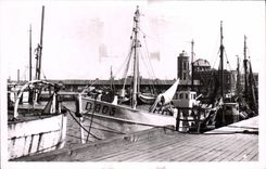 CPA Dunkerque Quai Des Hollandais