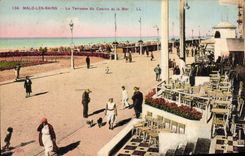 CPA Malo Les Bains La Terrasse Du Casino Et La mer