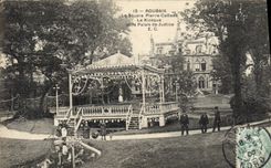 CPA Roubaix Le Square Pierre Catteau kiosque palais de justice