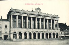CPA Hazebrouck L'Hotel De Ville