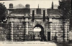 CPA Cambrai Caserne Villars Ancienne porte