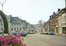 CPSM Solre Le Chateau Grand Rue